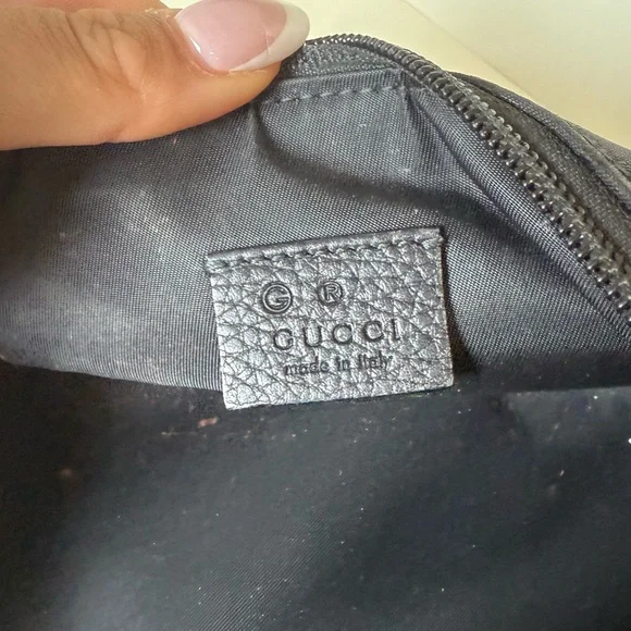 Gucci Black Monogram cosmetic pouch - Picture 8 of 9